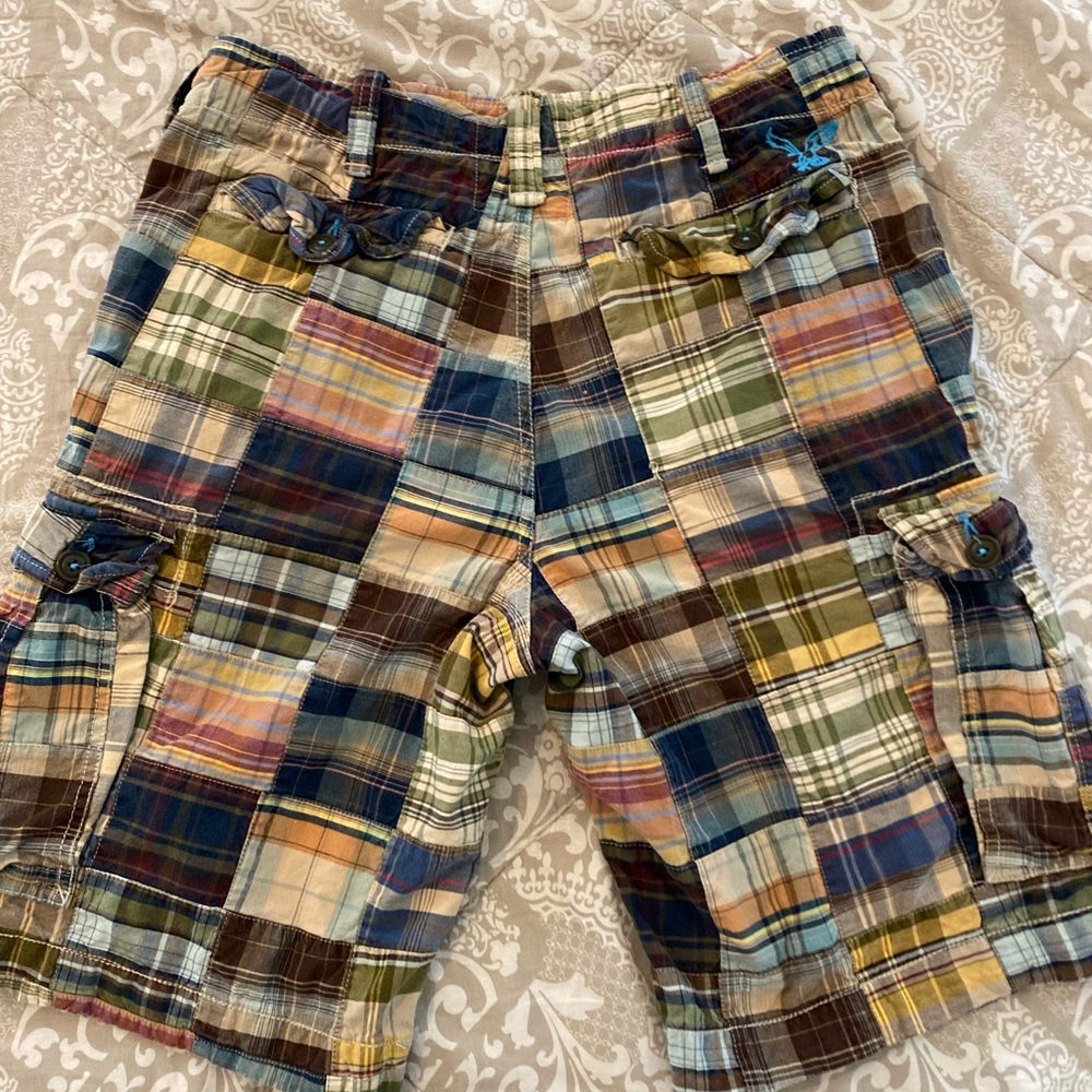 American Eagle longer length cargos. Great condition!